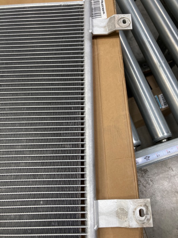 Photo 1 of A/C Condenser for Kenworth T2000, T700, T800 / Peterbilt 367, 384, 386, 387, 388, 389, 587 QR