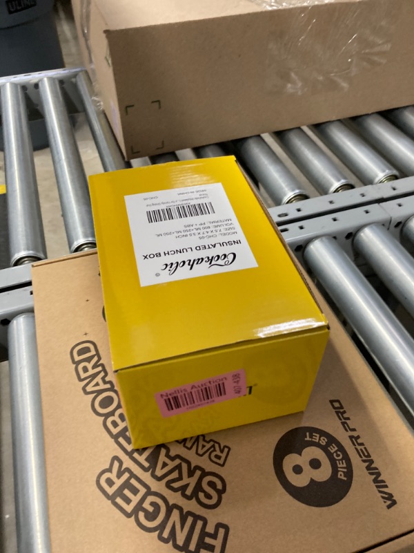 Photo 1 of Insulated Lunch Box for Kids, Toy Bricks Design Bento Lunch Box for Kids, Leak-Proof Salad Container for Lunch, BPA-Free Bento Box Adult Lunch Box for Dining Out