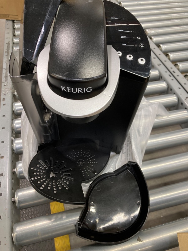 Photo 2 of 

Keurig K-Classic Coffee Maker K-Cup Pod, Single Serve, Programmable, 6 to 10 oz. Brew Sizes, Black