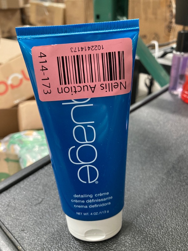 Photo 2 of Aquage Detailing Creme,Creates Light Texture Definition and Separation While Maintaining a Natural Look, Enhances Shine and Smooth Flyaways on Hair's Outer Surface
