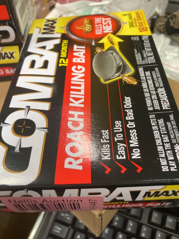 Photo 2 of Combat Max 12 Month Roach Killing Bait, Small Roach Bait Station, Child-Resistant, 18 Count
