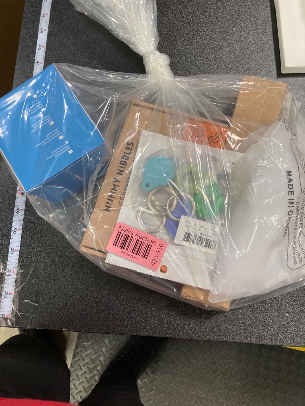 Photo 1 of Miscellaneous Item Bundle