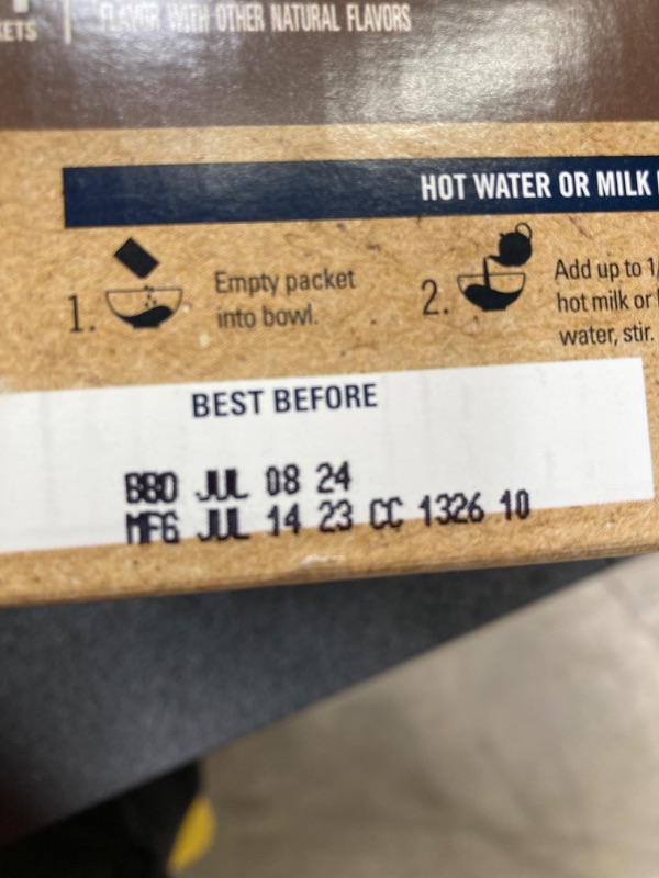 Photo 3 of **Expires July 08, 2024** QUAKER Instant Oatmeal, USDA Organic, Non-GMO Project Verified, 3 Flavor Variety Pack, Individual Packets, 32 Count (Pack of 1)