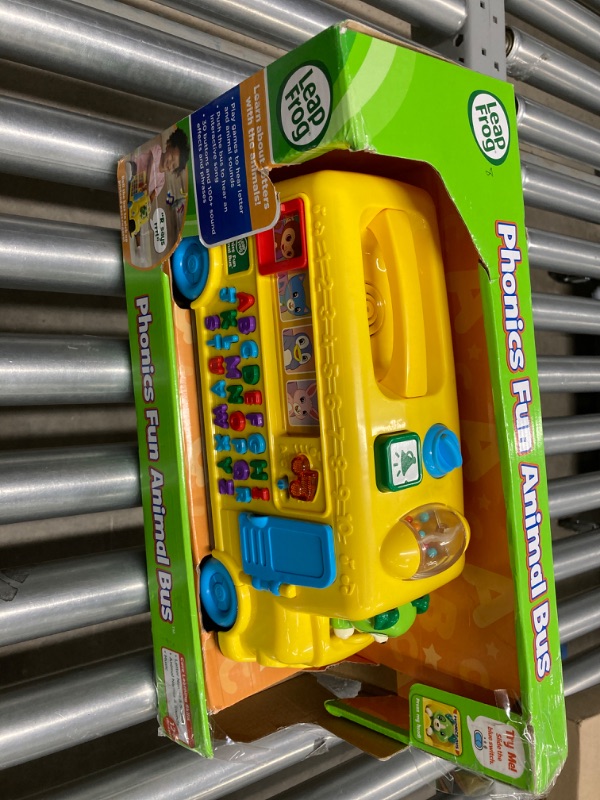 Photo 2 of LeapFrog Phonics Fun Animal Bus, Yellow & Scout and Violet 100 Words Book (Amazon Exclusive), Purple Animal Bus + Words Book