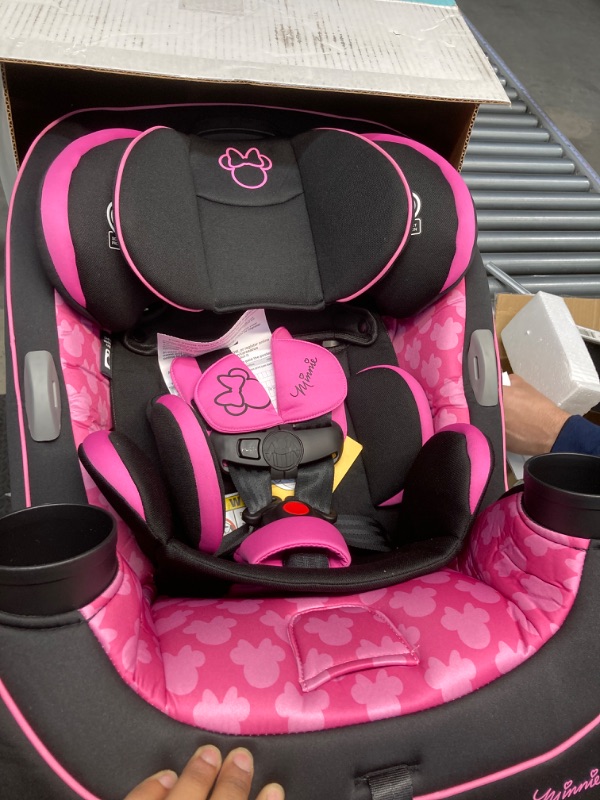 Photo 2 of Disney Baby Grow and Go All-in-One Convertible Car Seat, Rear-facing 5-40 pounds, Forward-facing 22-65 pounds, and Belt-positioning booster 40-100 pounds, Simply Minnie