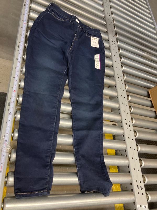 Photo 2 of SIZE 8M Signature by Levi Strauss & Co. Gold Label Women's Modern Skinny Jeans (Standard and Plus) Standard 8 Mascara