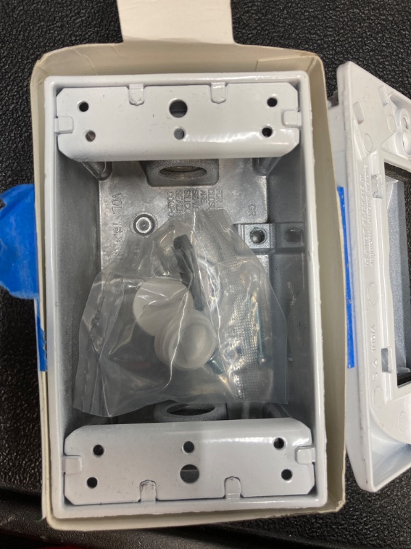 Photo 1 of Commercial Electric
1-Gang Metal Weatherproof GFCI Receptacle Kit, White