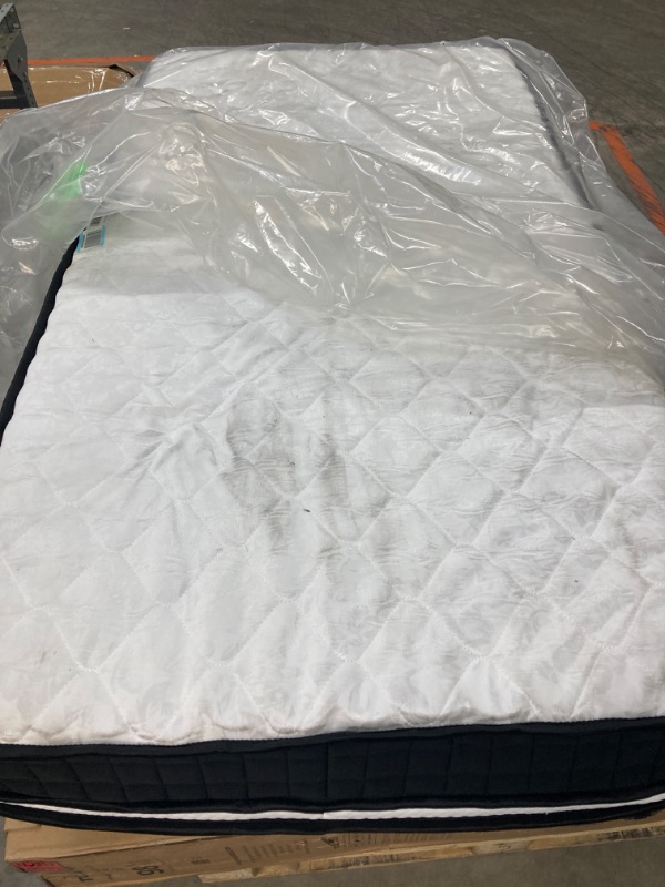 Photo 2 of ***SEE COMMENTS*** Teoanns Full Mattress, 10 Inch Memory Foam Mattress in a Box, Individually Wrapped Coils Pocket Springs Hybrid Mattress, Medium Firm for Supportive and Pressure Relief, 100-Night Trial Purple, White, Black Full 10 Inch Purple