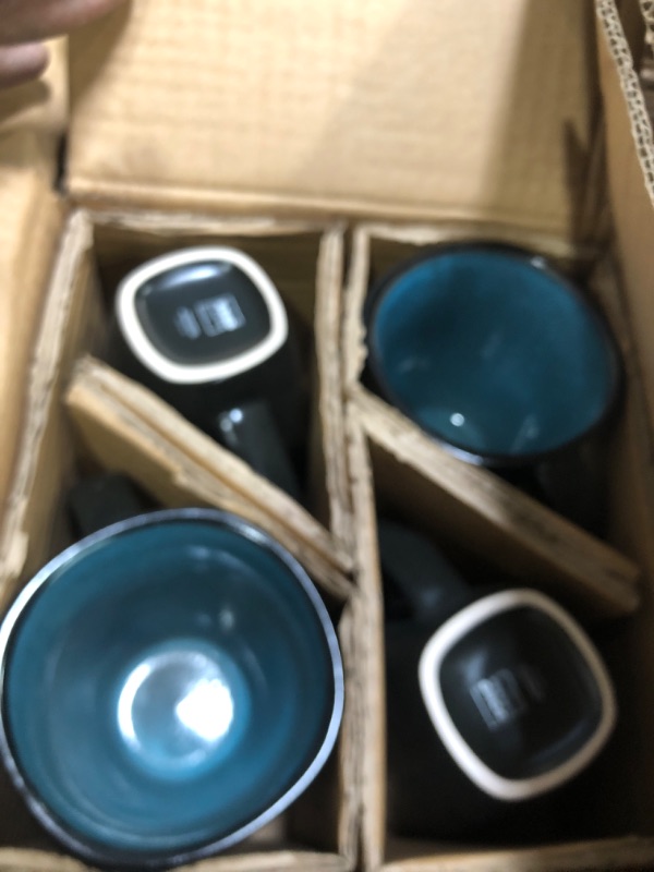 Photo 2 of **one bowel and all plats but one are broken so its only a partial set***** vvGibson 99813.16R Elite Soho Lounge 16 Piece Reactive Glaze Dinnerware Set, Teal/Black Tutone Service for 4 (16pc) Forest Green/Black