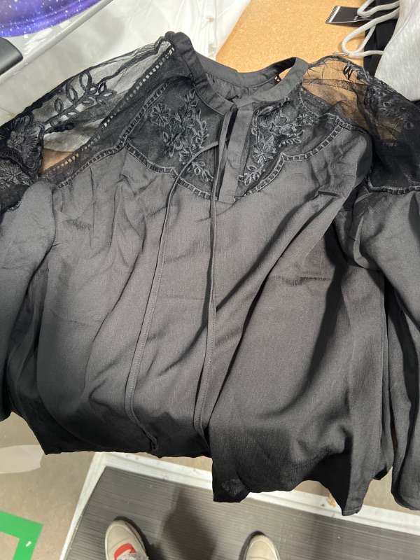 Photo 1 of BLACK DRESS SHIRT FOR WOMEN SIZE L 