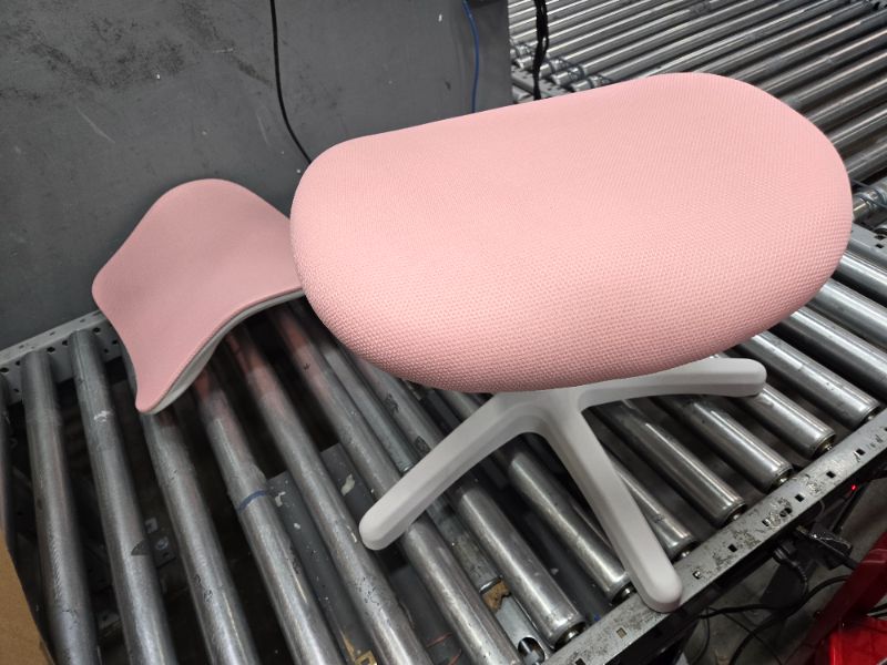 Photo 1 of pink office chair 