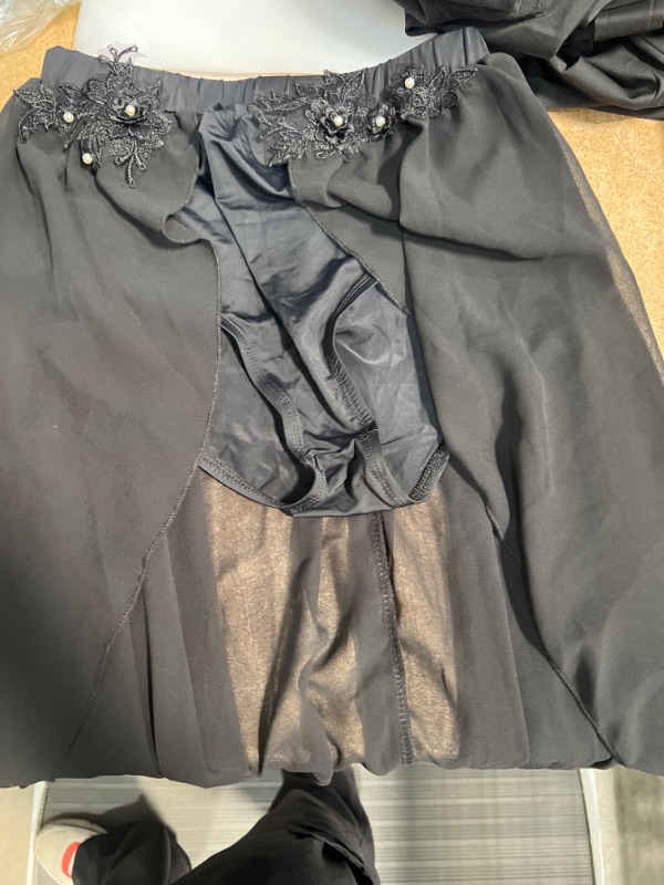 Photo 1 of BLACK SKIRT SIZE M 