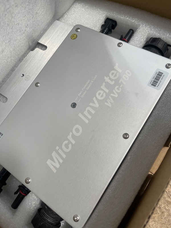 Photo 3 of 700W Micro Inverter Solar Grid Tie Microinverter IP65 WiFi Control Self Cooling 120/230V Automatic Identification Power Inverters