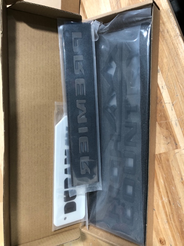 Photo 1 of 4Pcs Set 2019-2021 High Country Duamax Emblem 3D PREMIER Badges Nameplate Replacement for Tahoe Suburban Silverado (Matte Black)
