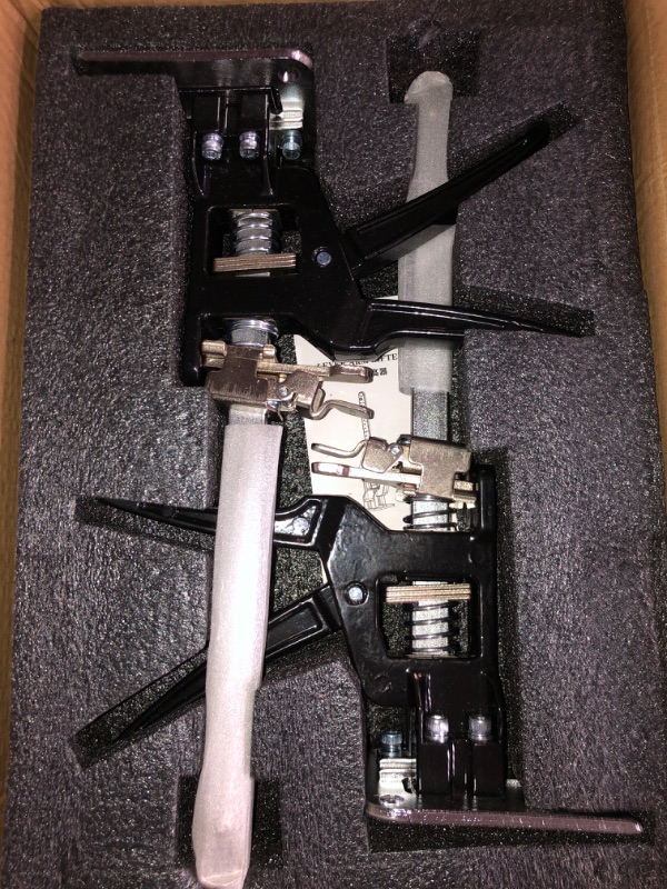 Photo 1 of (READ FULL POST) Upgrade Your Effortless Furniture Lifting: 2 Pack Labor Saving Arm Jack - Hand Lifting Jack Tool for Wall Tile Locator, Door Panel Lifting, Precise Slow Descent Control, with a 440 lbs Lift Capacity