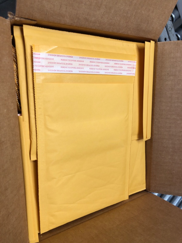 Photo 2 of Amazon Basics Kraft Bubble Mailer, 6" x 10" (Internal Size - 5.75" x 9"), 50-Pack 50 pack 6" x 10"