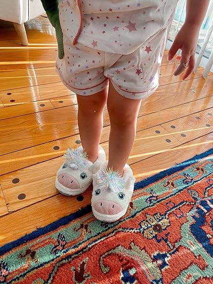 Photo 1 of Dearfoams Easter Basket Stuffers Gifts for Kids Washable Animal Critter Slippers, White Unicorn, 9-10 Toddler Us 13/12
