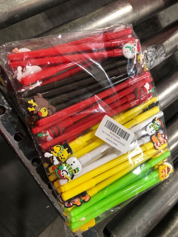 Photo 1 of 50pcs Christmas Gel Ink Pens Bulk,Novelty Rollerball Cartoon Black Pen for Kids School Rewards,Office Supplies,Party Favors,Snowman,Reindeer,Christmas Sock