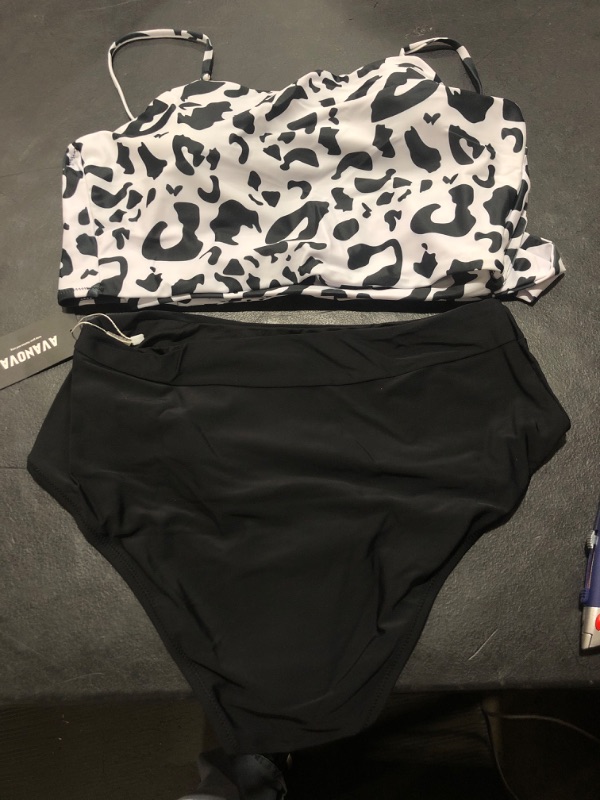 Photo 1 of Avanova Women's Halter Ruffle High Waisted Bikini Two Piece Swimsuits Bathing Suits Large Cow Black