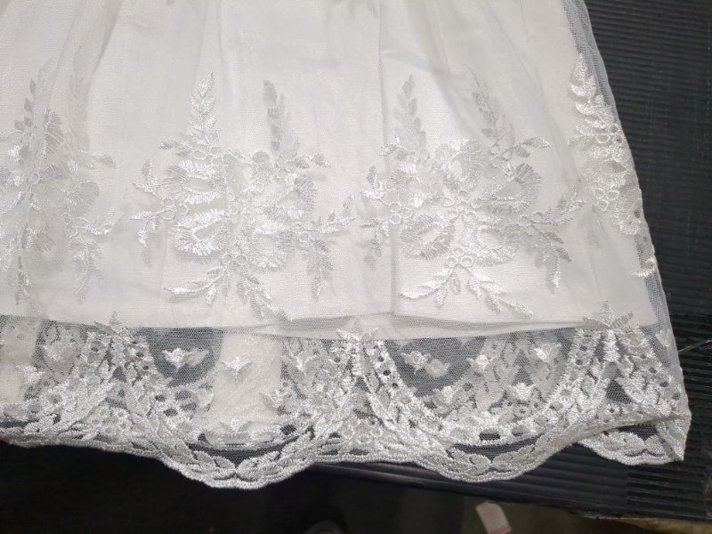 Photo 3 of BABY BAPTISM DRESS - SIZE UNKNOWN - VERY MINOR DAMAGE TO HAT (SMALL AREA OF LACE IS DETACHED)