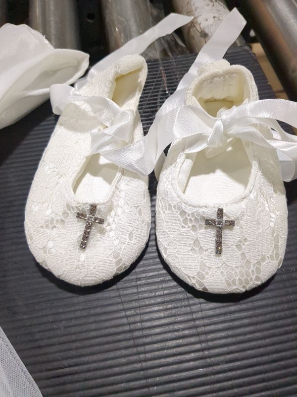 Photo 1 of BABY BAPTISM DRESS - SIZE UNKNOWN - VERY MINOR DAMAGE TO HAT (SMALL AREA OF LACE IS DETACHED)