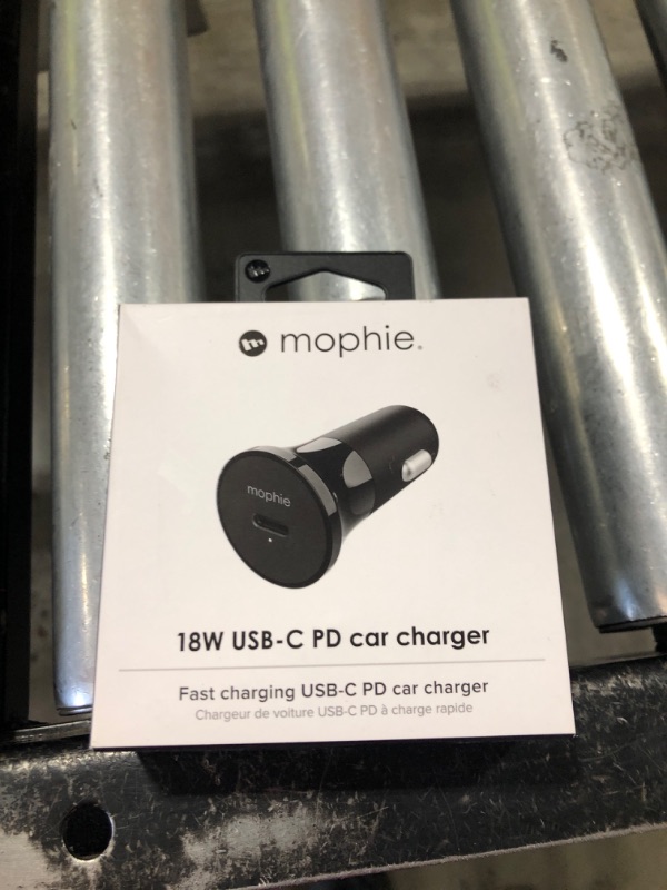 Photo 2 of Mophie USB-c Car Charger, 18 Watts - Black
