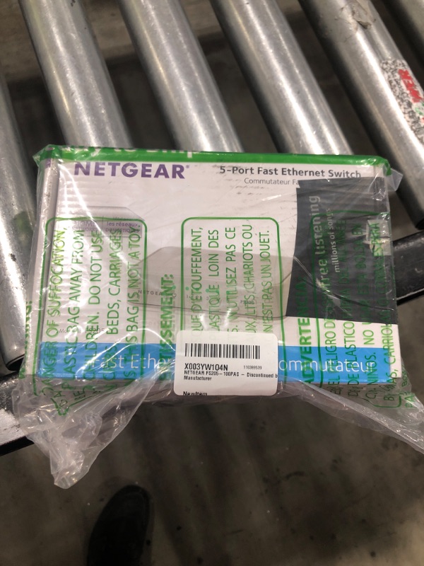 Photo 1 of 200 Series Unmanaged SOHO 5-Port 10/100 Switch