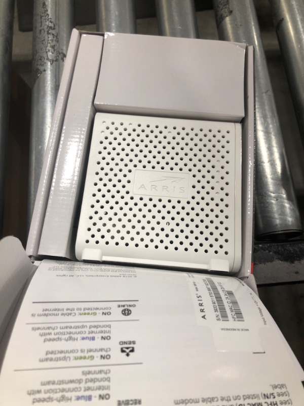 Photo 2 of ARRIS Surfboard SB6183 DOCSIS 3.0 Cable Modem (400 Mbps Max Internet Speed) 