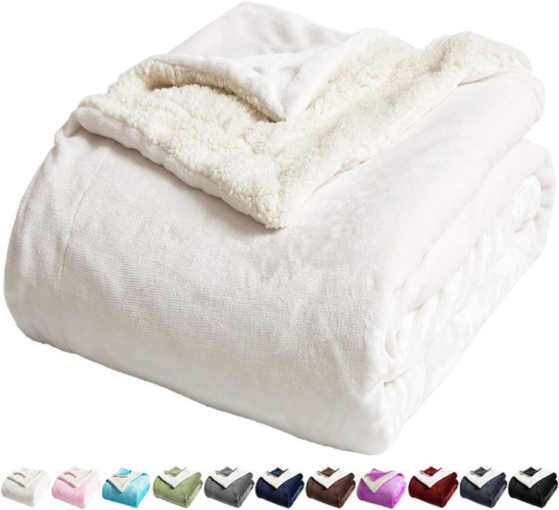 Photo 1 of LBRO2M Sherpa Fleece Bed Blanket King Size Super Soft Plush Warm Cozy Fluffy Microfiber Couch Throw Velvet Double Reversible Blankets,Ivory https://a.co/d/0hfpsuG3