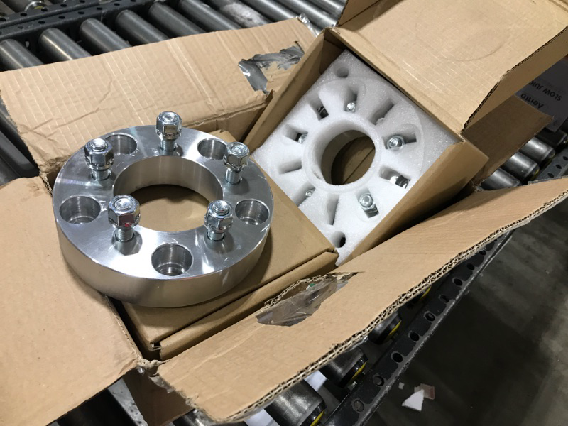 Photo 2 of SCITOO 4X 1.5 inch 5 lug Wheel Spacers Adapters 5x5.5 to 5x4.5 5x139.7mm to 5x114.3mm Compatible with F100 E100 Econoline Wheel Spacers for Ramcharger Wheel Spacers with 1/2 Studs