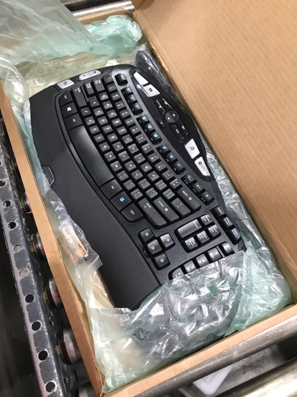 Photo 2 of Logitech K350 2.4Ghz Wireless Keyboard (Renewed)