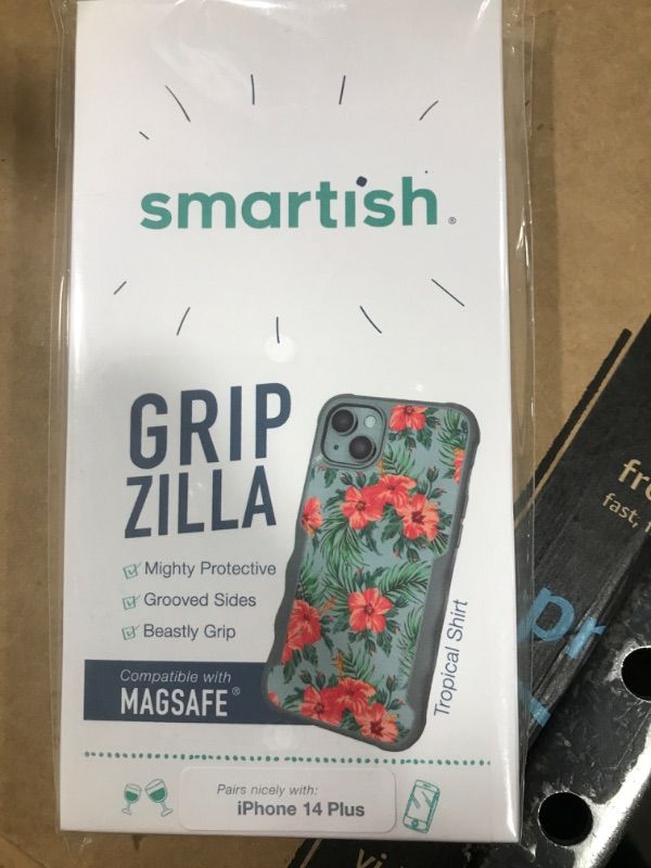 Photo 1 of smartish iphone 14 plus grip zilla
