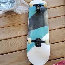 Photo 1 of WhiteFang Skateboard
