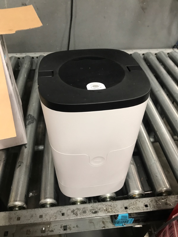 Photo 1 of PETLIBRO Automatic Cat Feeders, Cat Food Dispenser with Customize Feeding Schedule, Timed Cat Feeder with Interactive Voice Recorder, Automatic Pet Feeder for Cat Dog 1-4 Meals Dry Food 4L White Opaque 4L Regular