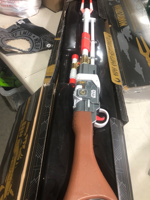 Photo 3 of NERF Star Wars Amban Phase-Pulse Blaster, The Mandalorian, Scope 