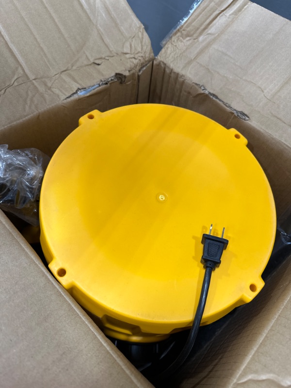 Photo 1 of VEVOR Shop Vacuum Wet and Dry, 5 Gallon 6 Peak HP Wet/Dry Vac, Powerful Suction with Blower Function with Attachments 2-in-1 Crevice Nozzle, Small Shop Vac Perfect for Carpet Debris, Pet Hair, Car