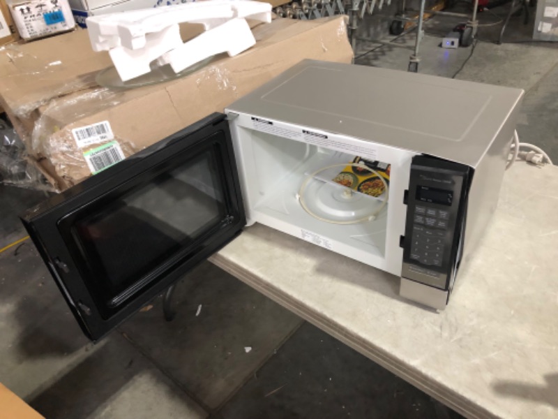 Photo 6 of ***NONREFUNDABLE - NOT FUNCTIONAL - FOR PARTS ONLY - SEE COMMENTS***
Panasonic Microwave Oven NN-SN686S Stainless Steel Countertop/Built-In with Inverter Technology and Genius Sensor, 1.2 Cubic Foot, 1200W Stainless Steel / Silver