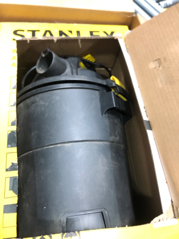 Photo 2 of **SEE NOTES** Stanley - SL18116P Wet/Dry Vacuum, 6 Gallon, 4 Horsepower Black