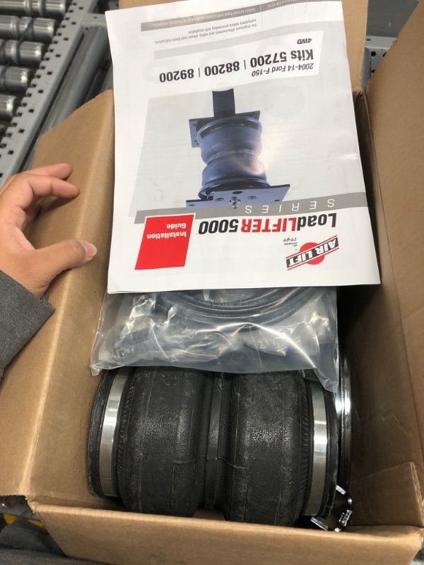 Photo 1 of Air Lift 57200 LoadLifter 5000 Air Suspension Kit