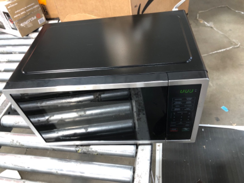 Photo 2 of 0.9 cu. ft. 900-Watt Countertop Microwave in Stainless Steel