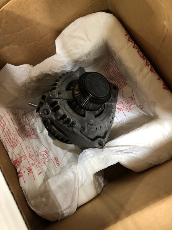 Photo 2 of ACDelco GM Genuine Parts 84143543 Alternator