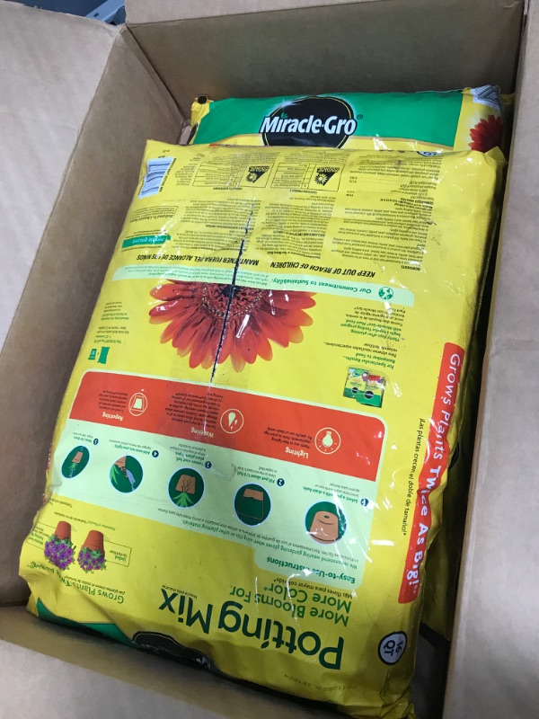 Photo 2 of Miracle-Gro Potting Mix, 16 qt., 2-Pack 16 qt. 2 Pack