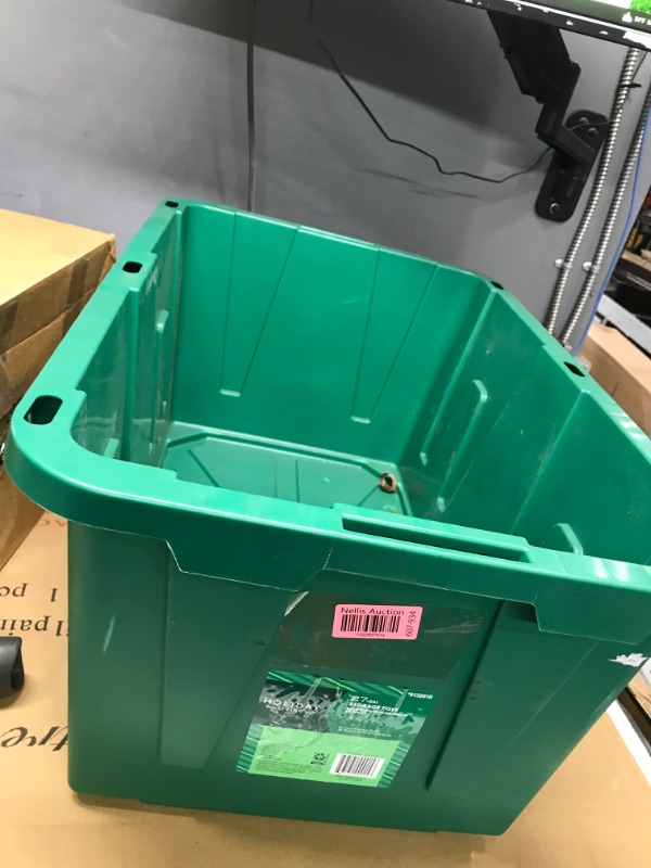 Photo 1 of 27Gal Green Bucket