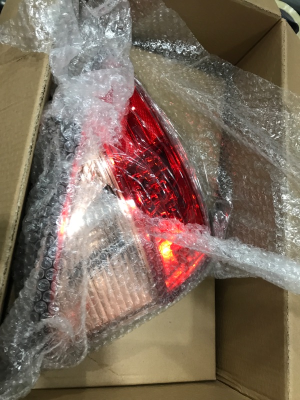 Photo 2 of Huray Outer Tail Light for Honda HRV 2016 2017 2018 Taillight Assembly Brake Lamp Replacement HO2805109 Driver Side (Left) Driver Side(Outer)