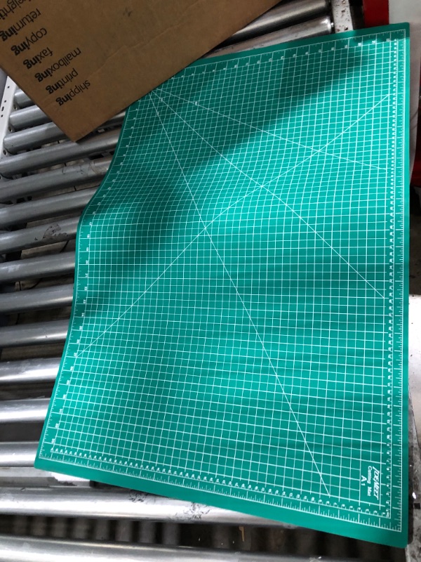 Photo 2 of WORKLION 24" x 36" Large Self Healing PVC Cutting Mat, Double Sided, Gridded Rotary Cutting Board for Craft, Fabric, Quilting, Sewing, Scrapbooking - Art Project… A1: Green/Blue A1:24 x 36 inch