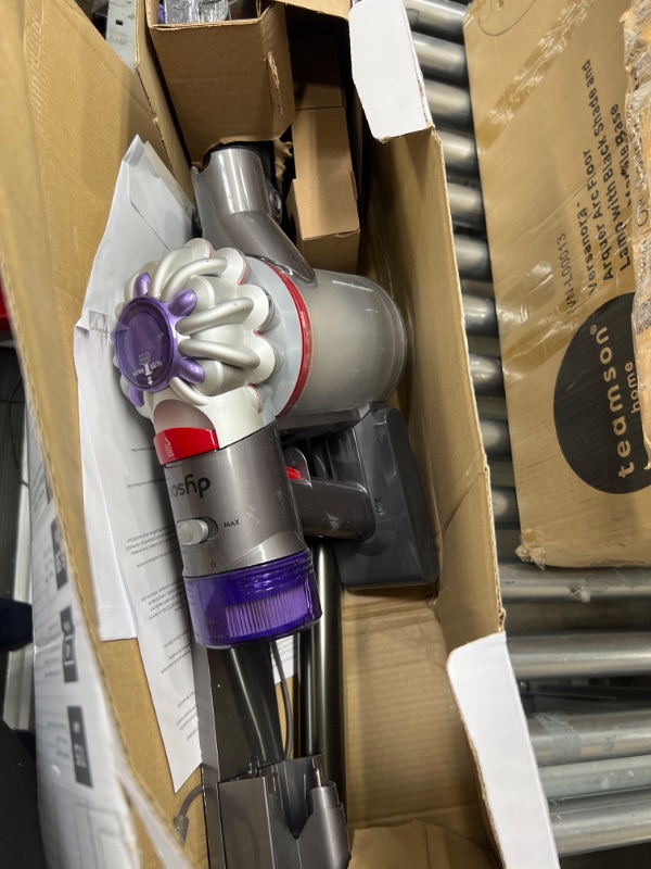 Photo 2 of Dyson V8 Cordless Vacuum - 400473-01