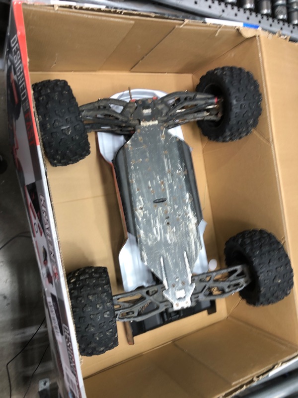 Photo 4 of ARRMA RC Truck 1/8 KRATON 6S V5 4WD BLX Speed Monster Truck with Spektrum Firma RTR, Blue, ARA8608V5T2