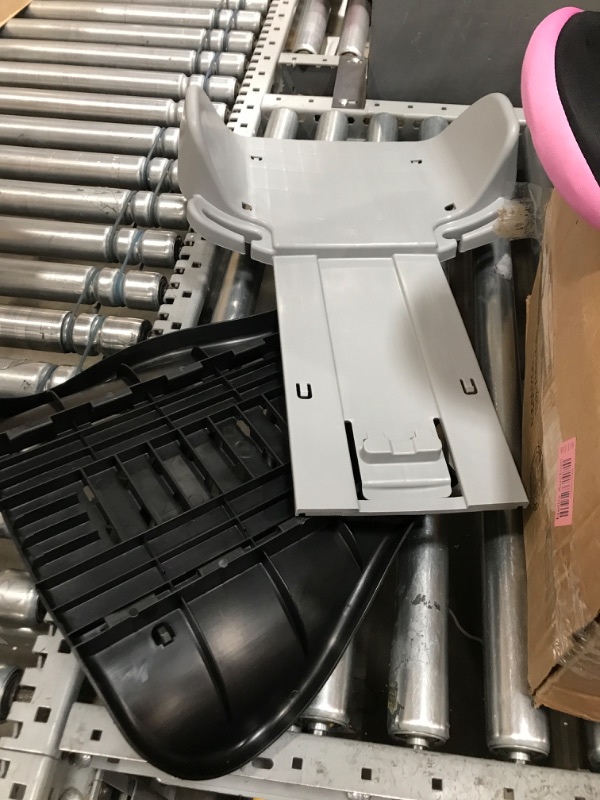 Photo 1 of booster seat