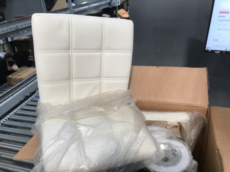 Photo 1 of *********UNKNOWN IF COMPLETE***********
Leopard Modern Square PU Leather Adjustable Bar Stools with Back, Set of 2, Counter Height Swivel Stool, Barstools for Kitchen Counter (White) A-white