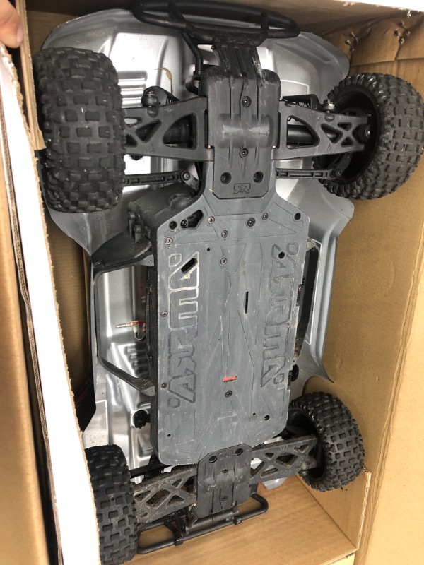 Photo 2 of ARRMA 1/10 SENTON 4X4 V3 MEGA 550 Brushed Short Course RC Truck RTR